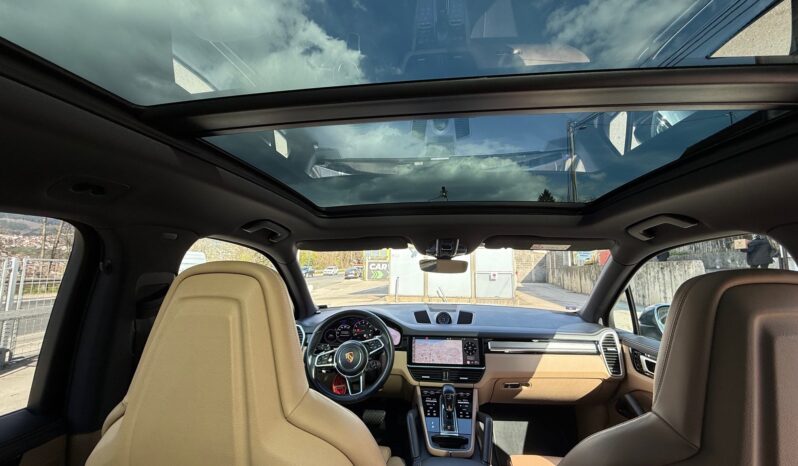 Porsche Cayenne 2018 full