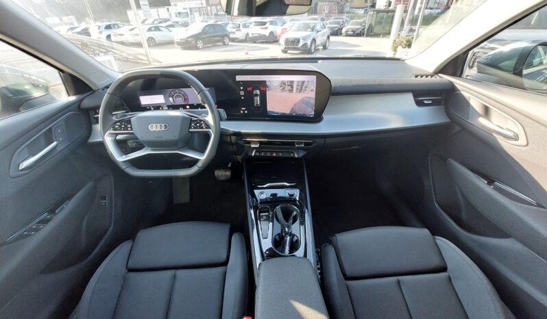 Audi Q3 SportBack TDI Stronic NOVI MODEL full