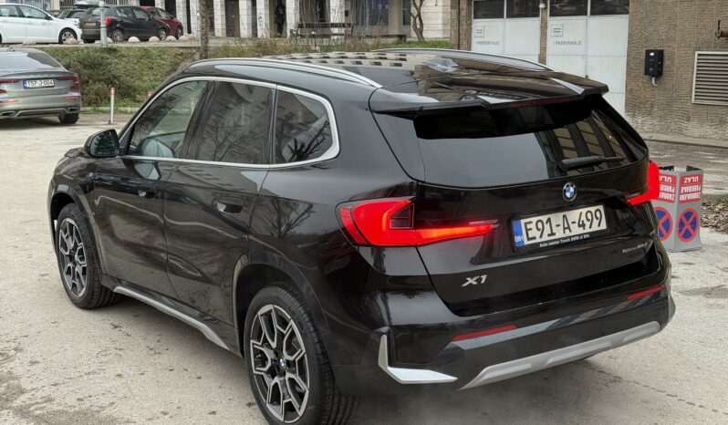 BMW X1 SDrive 18d full