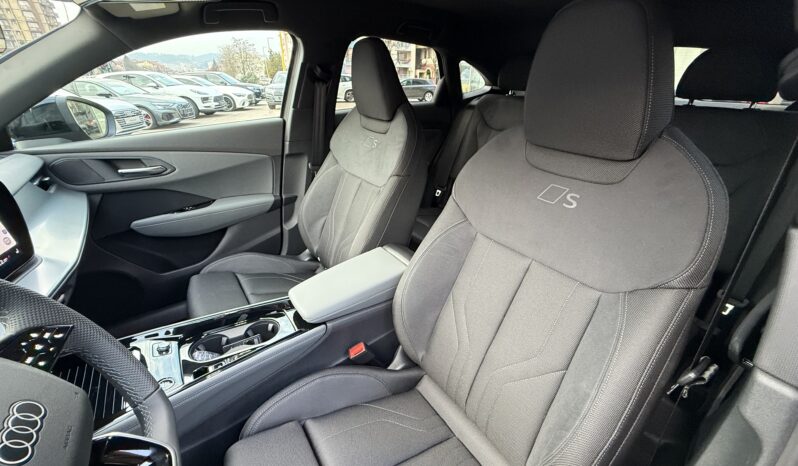 Audi Q3 SB TDI Stronic S line u DOLASKU full