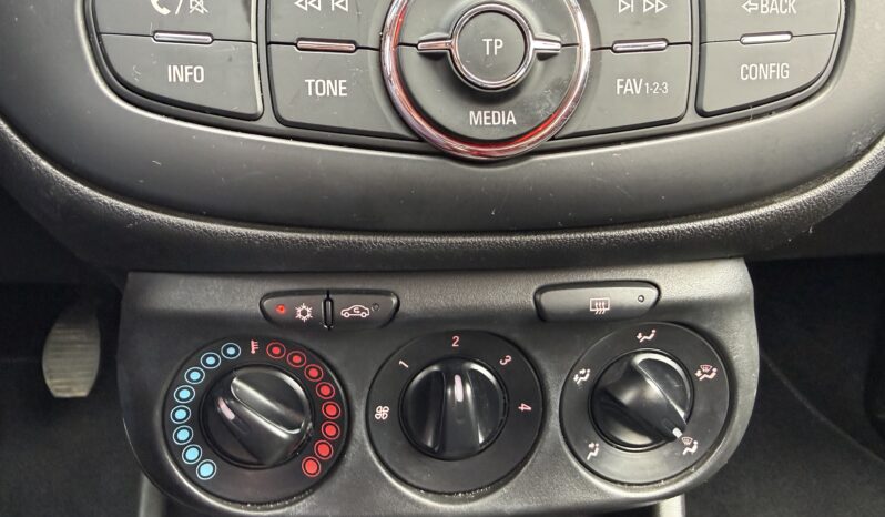 Opel Corsa 1.4b (90KS) 2018god Prv reg. 2019 full