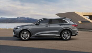 Audi Q5 TDI quattro S line Stronic 204 KS full