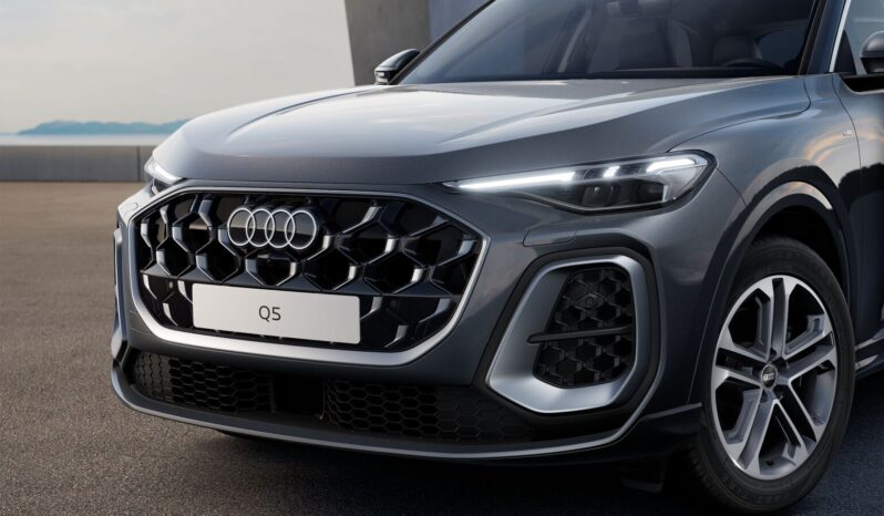 Audi Q5 TDI quattro S line Stronic 204 KS full