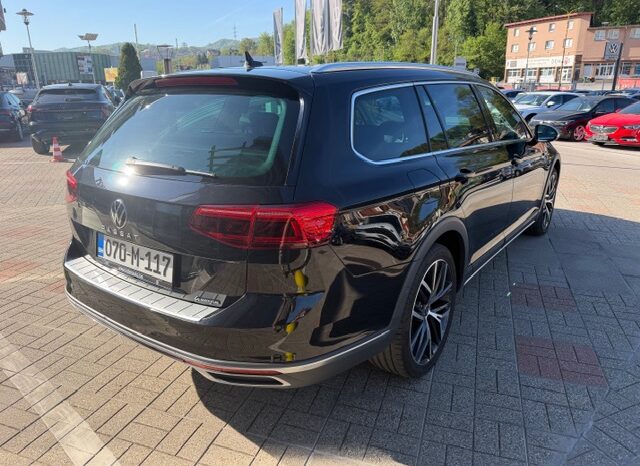 Volkswagen Passat Alltrack 4MOTION 200KS full