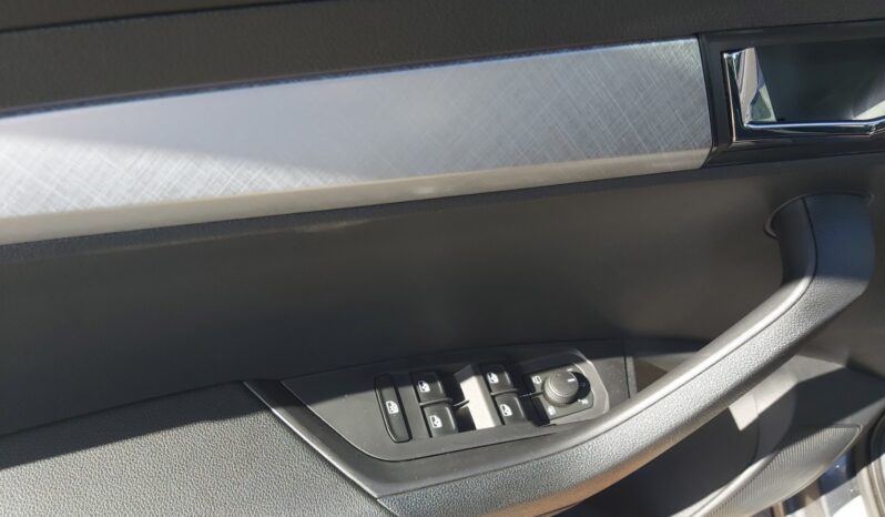 ŠKODA Karoq Selection 2.0TDI DSG  4×4, 2026.g full