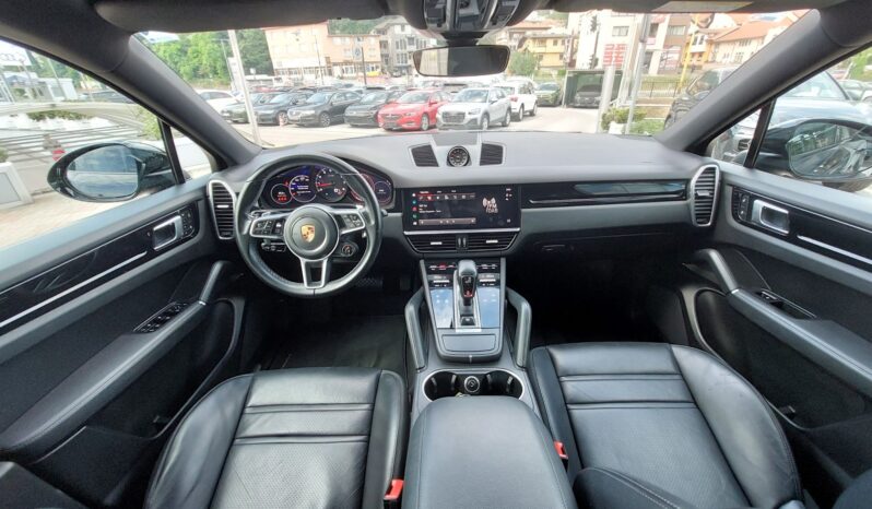 Porsche Cayenne Coupe 2022 full