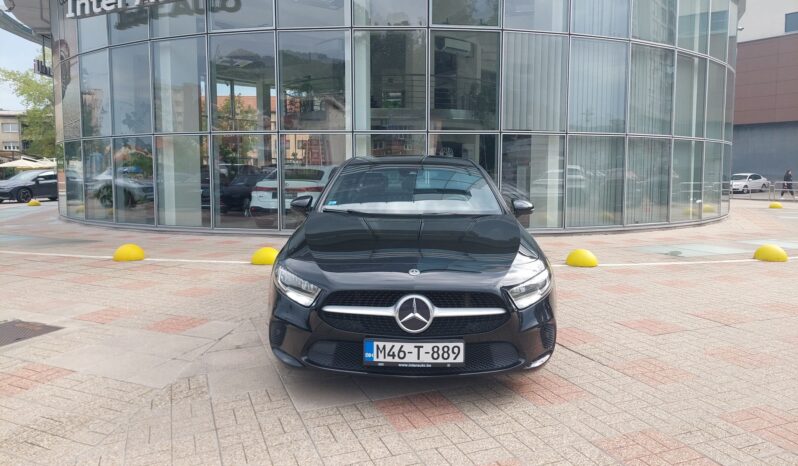 Mercedes-Benz A 180d 7-G Limuzina ; 2019 godina full
